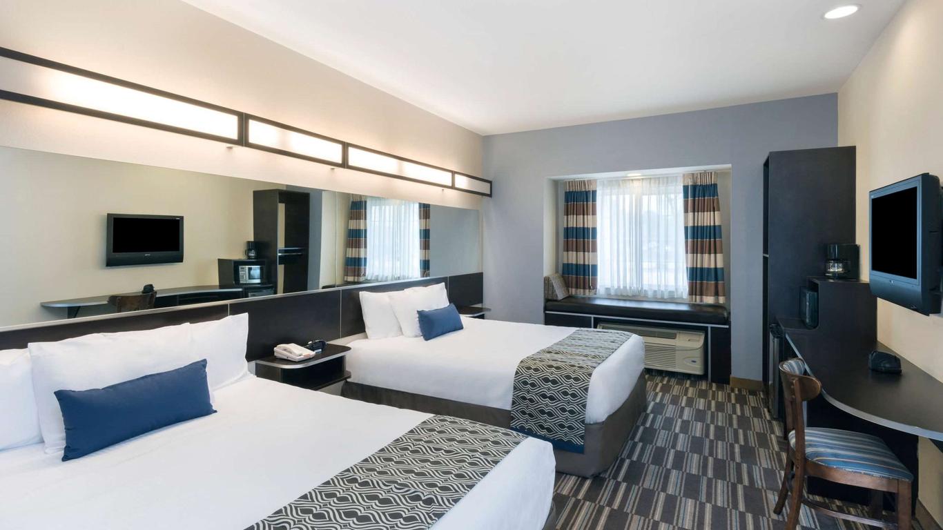 Microtel Inn & Suites by Wyndham Baton Rouge Airport