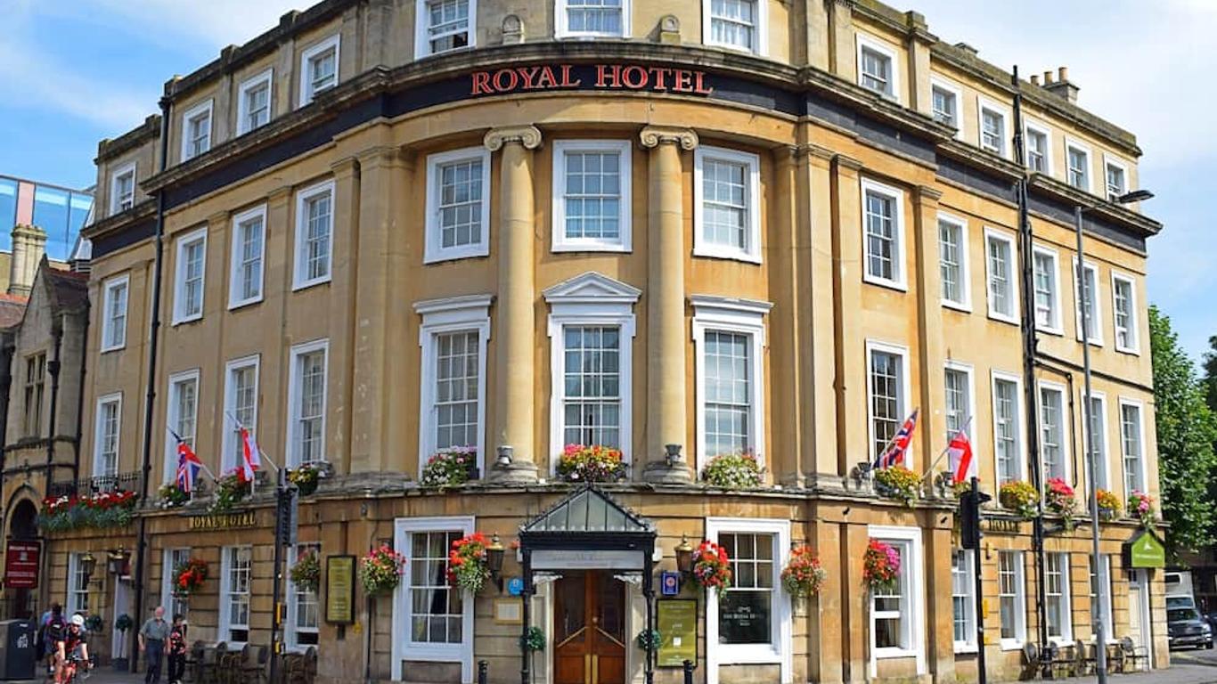 Royal Hotel