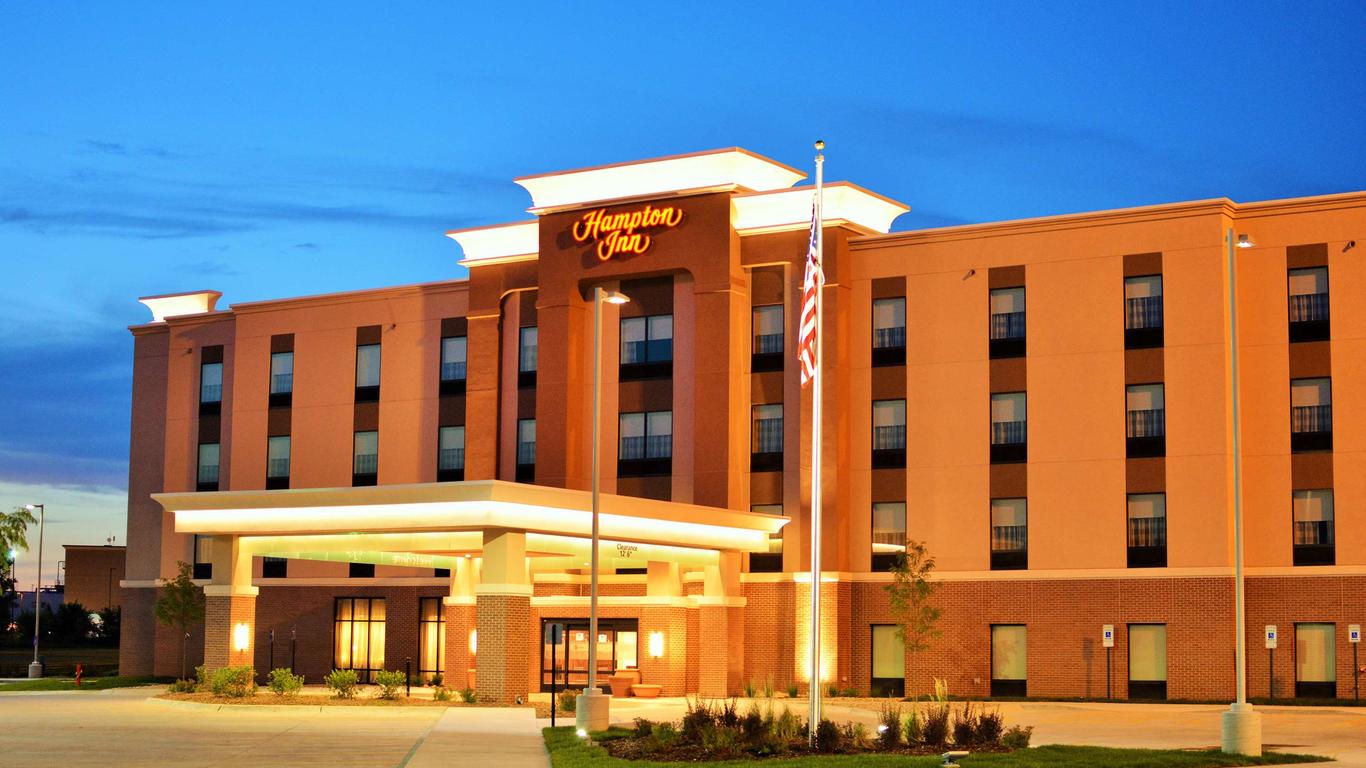 Hampton Inn Lincoln Airport