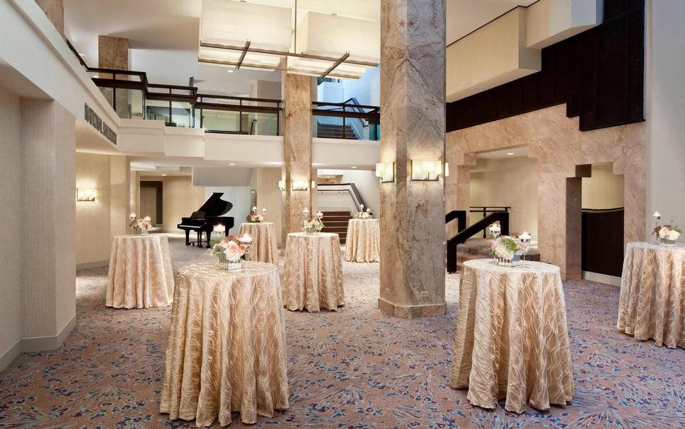 Banquet hall Photo