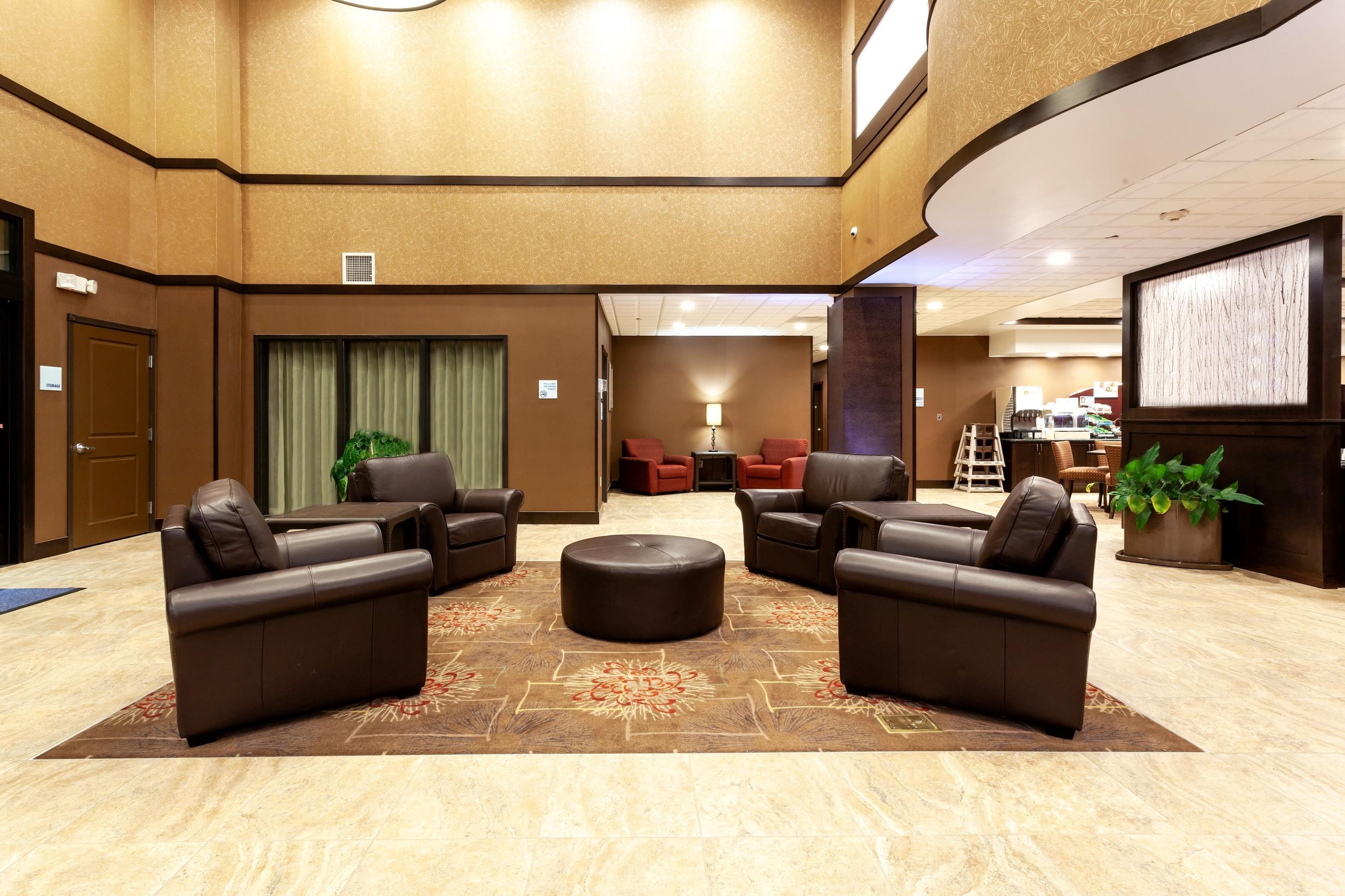 Holiday Inn Express Suites Cheyenne AED 577 Cheyenne Hotel Deals   Leonardo 135666 150158243 719834 