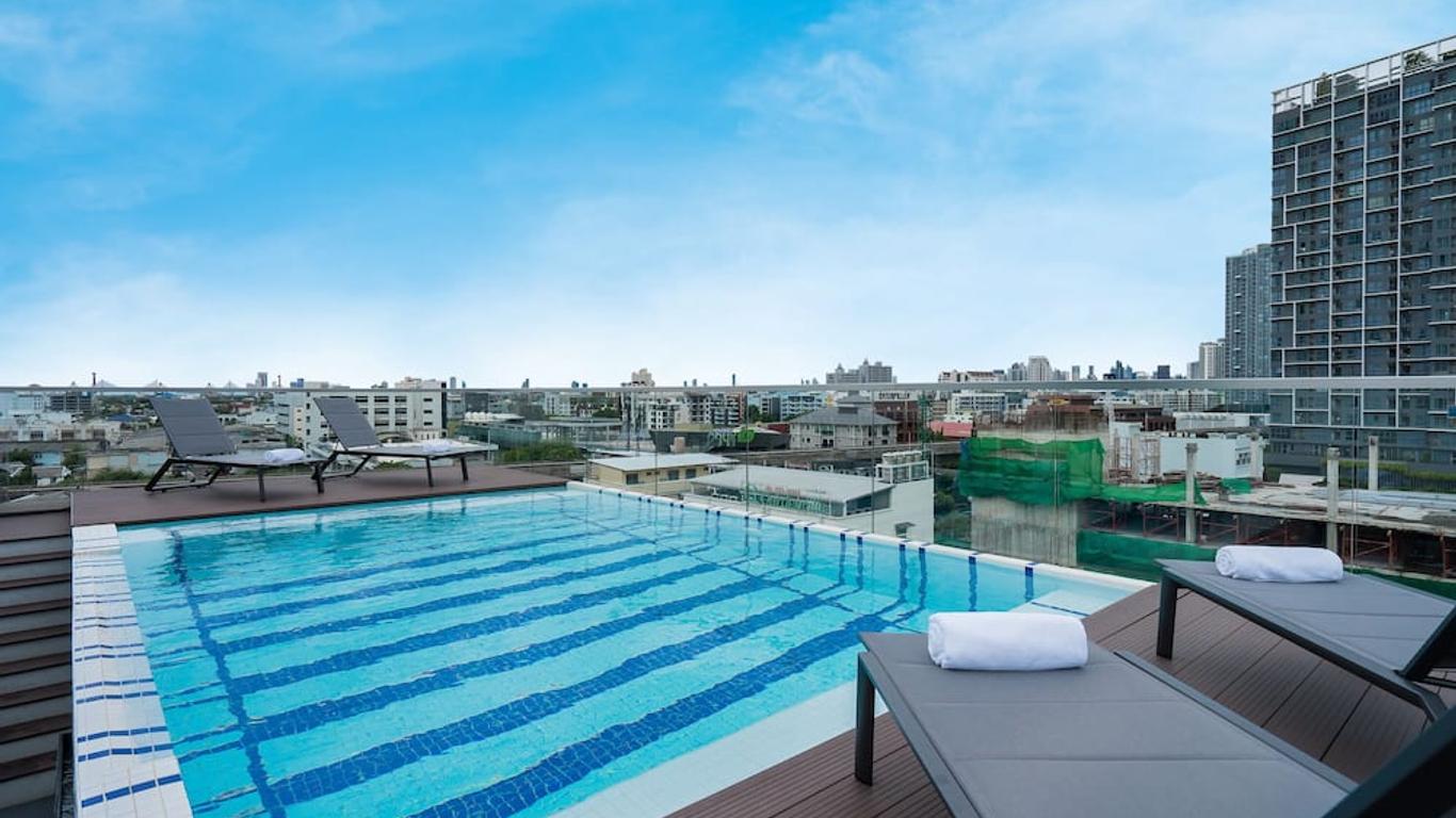 Hotel Amber Sukhumvit 85