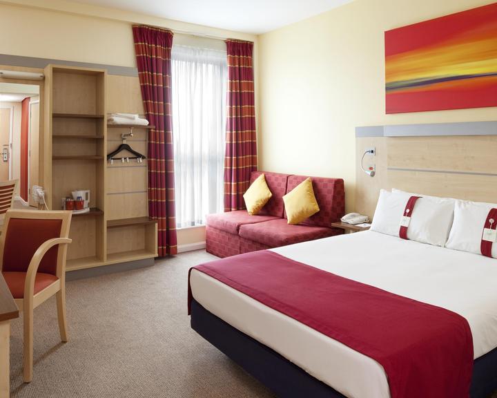 Holiday Inn Express Hull City Centre from AED 255. Hull Hotel Deals &  Reviews - KAYAK