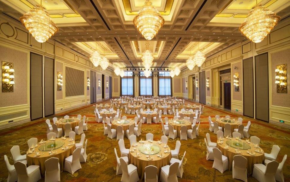 Banquet hall Photo