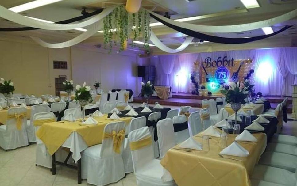 Banquet hall Photo