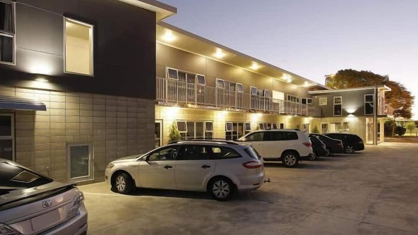 City Corporate Motor Inn