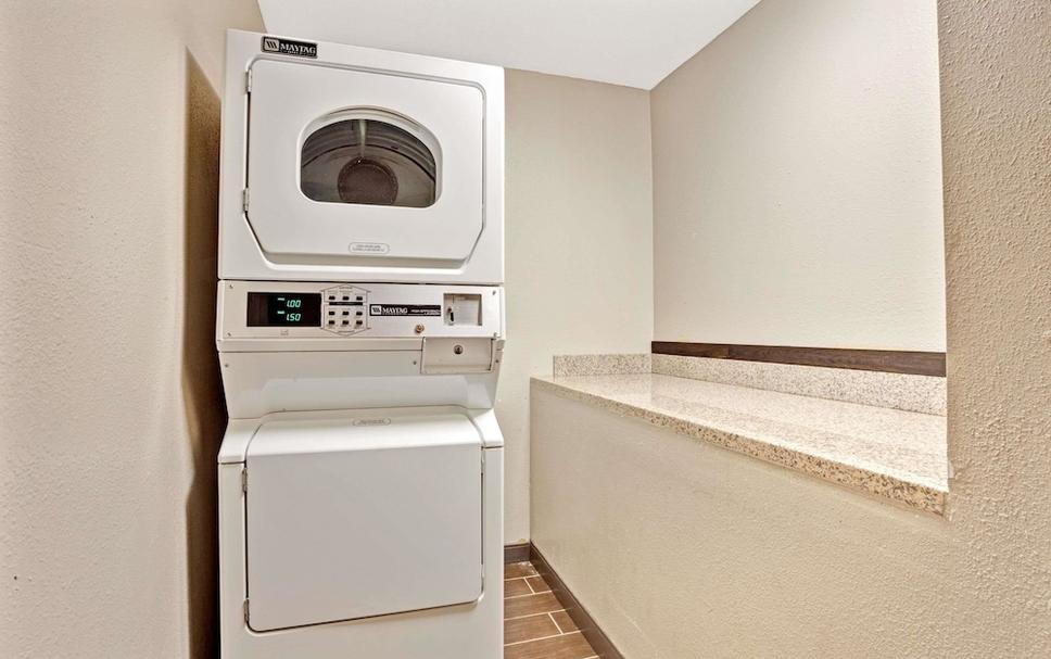 Laundry facility Photo