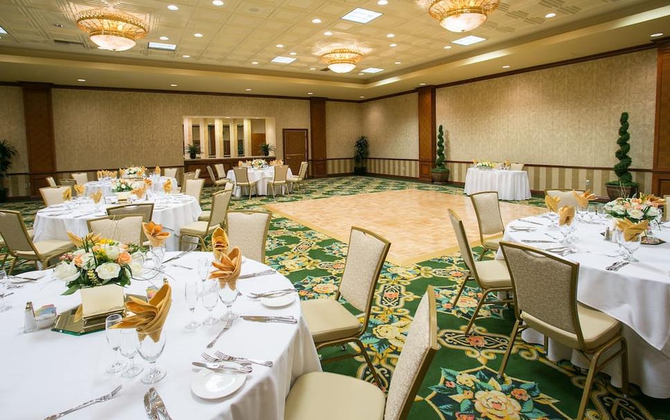 Banquet hall Photo