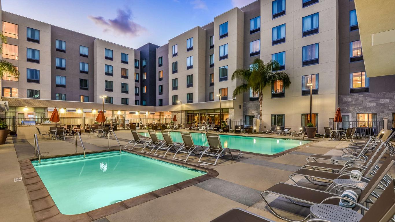 Homewood Suites by Hilton Anaheim Resort - Convention Center