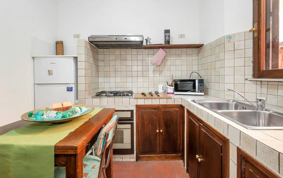 Kitchen Photo