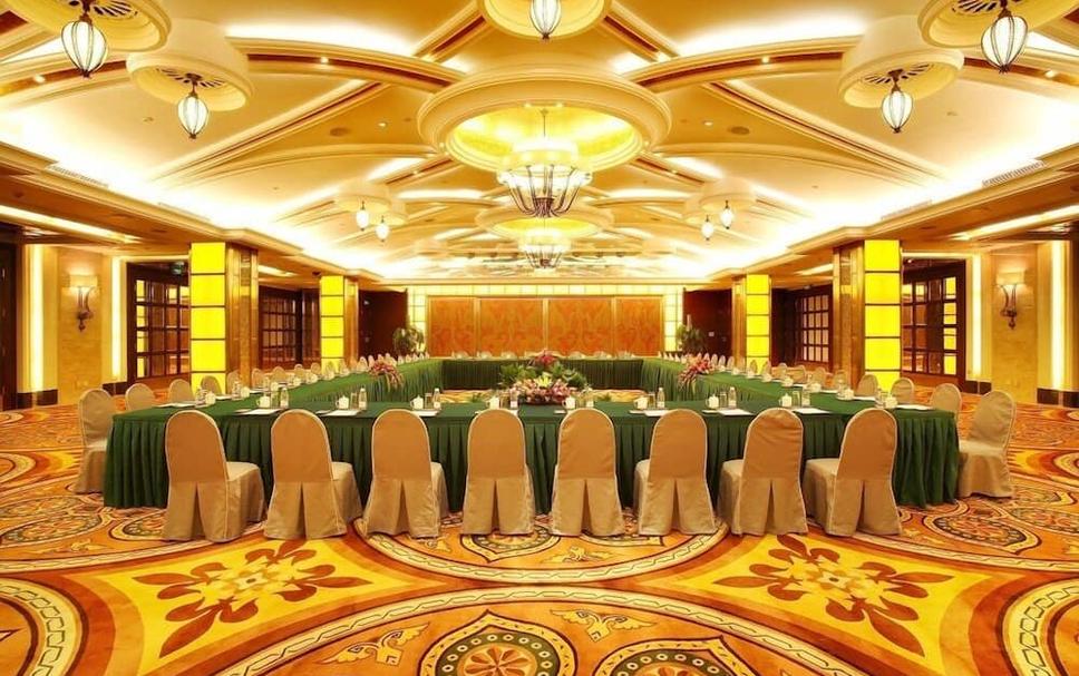 Banquet hall Photo