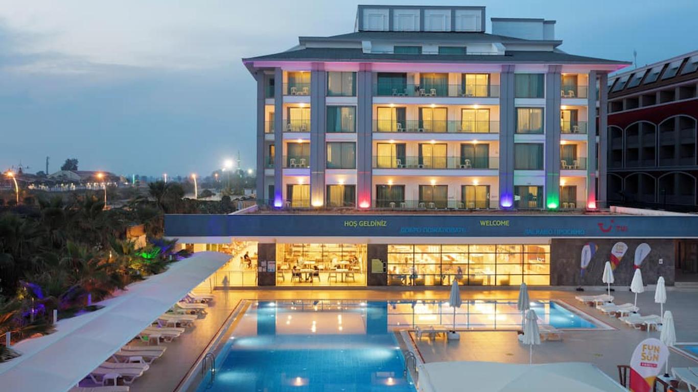 Dionis Hotel Resort & Spa