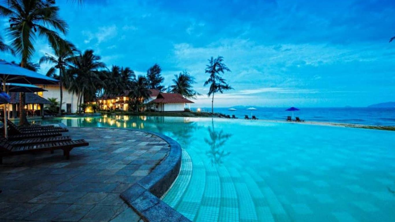 Sutra Beach Resort, Terengganu