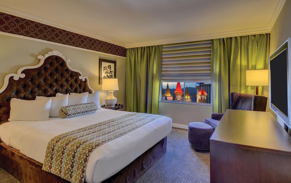 TOURNAMENT OF KINGS - Picture of Excalibur Hotel & Casino, Las Vegas -  Tripadvisor