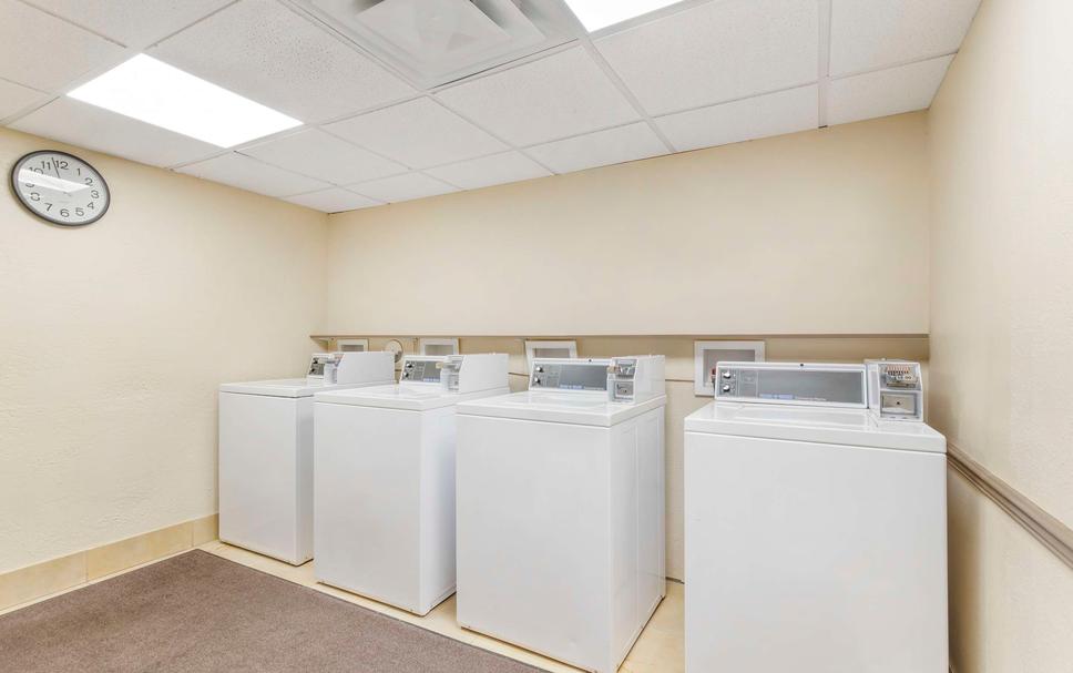 Laundry facility Photo